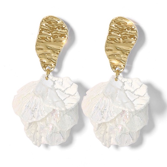 Light Weight White Petal Dangle Stud Earrings - Picture 6 of 9